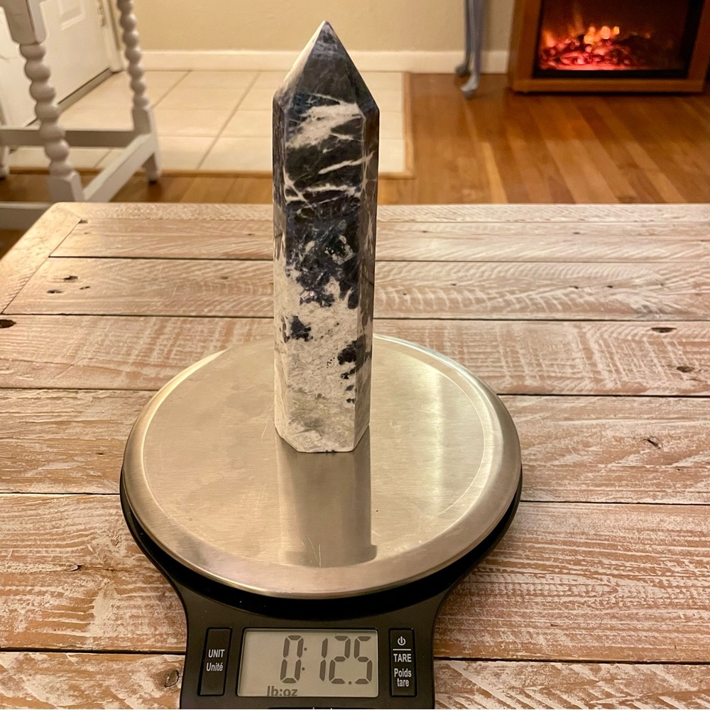 🌀Sodalite Crystal Tower🌀 ~approx 6.75” x 2” - Picture 12 of 15